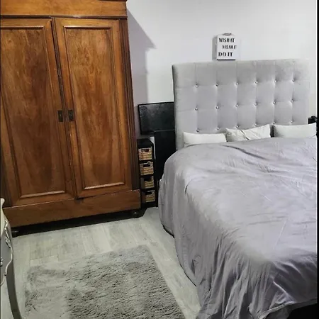 Avec Terrasse 50m2 Dernier Etage Centre Et Proche Gare